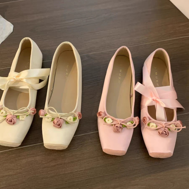 Kadın Flats Bow Marie Janes Ay - Embroidery Dress incelemesi ve fiyatı