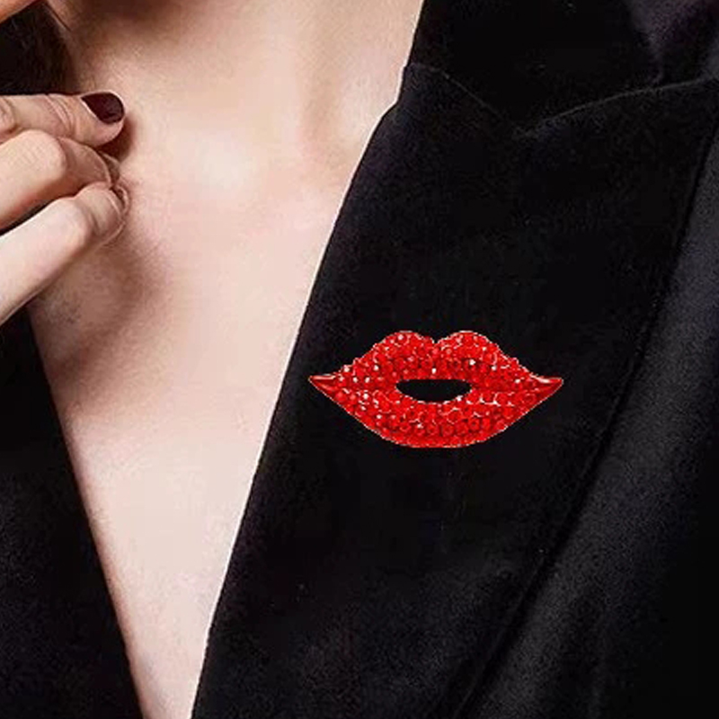 Kristal Dudak Şeklinde Broşlar - Embroidery Lips incelemesi ve fiyatı