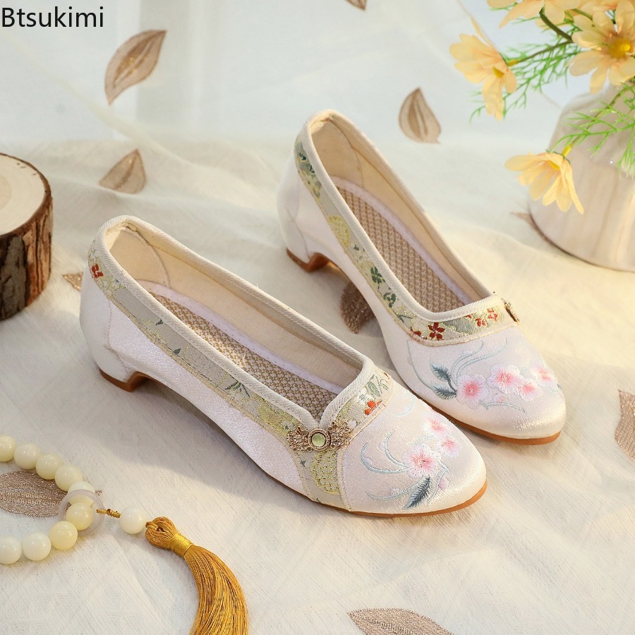2026 yeni kadın ayakkabıları e - Embroidery Shoes incelemesi ve fiyatı